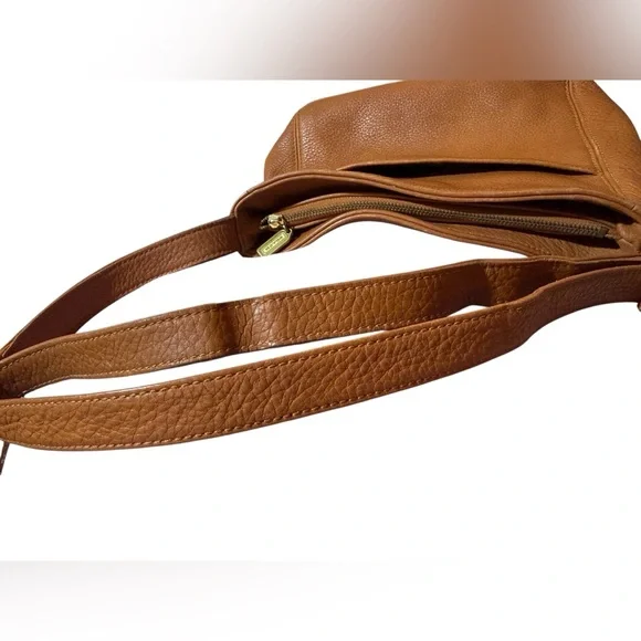 The Vintage Coach Sonoma Pocket Zip Crossbody - Picture 15 of 16